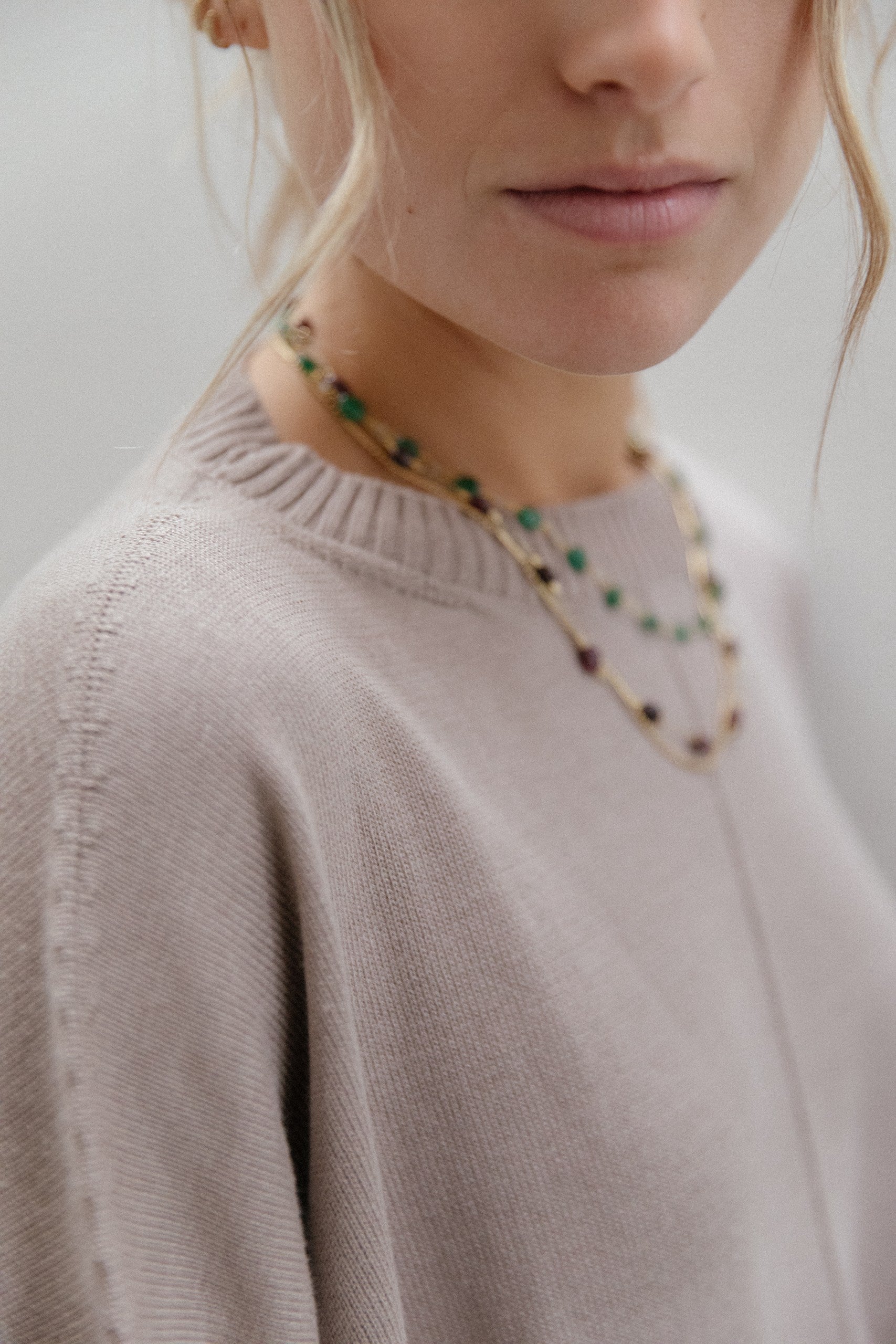 Sweater Line · Avena