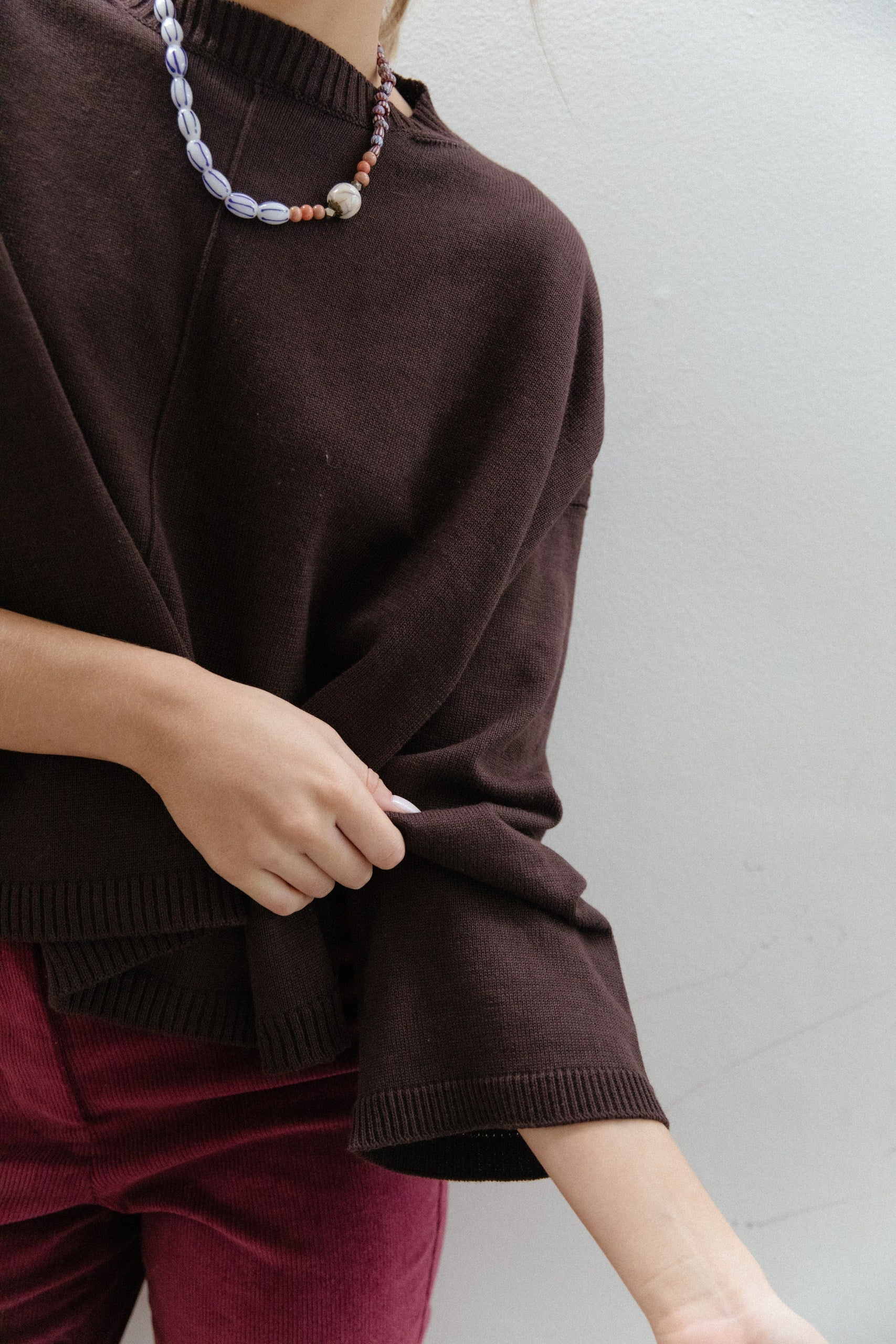 Sweater Line · Chocolate