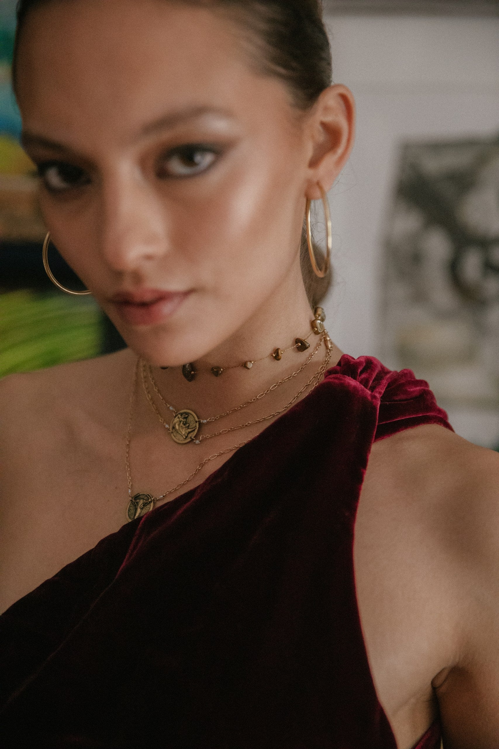 Vestido Atenas Velvet · Burdeo