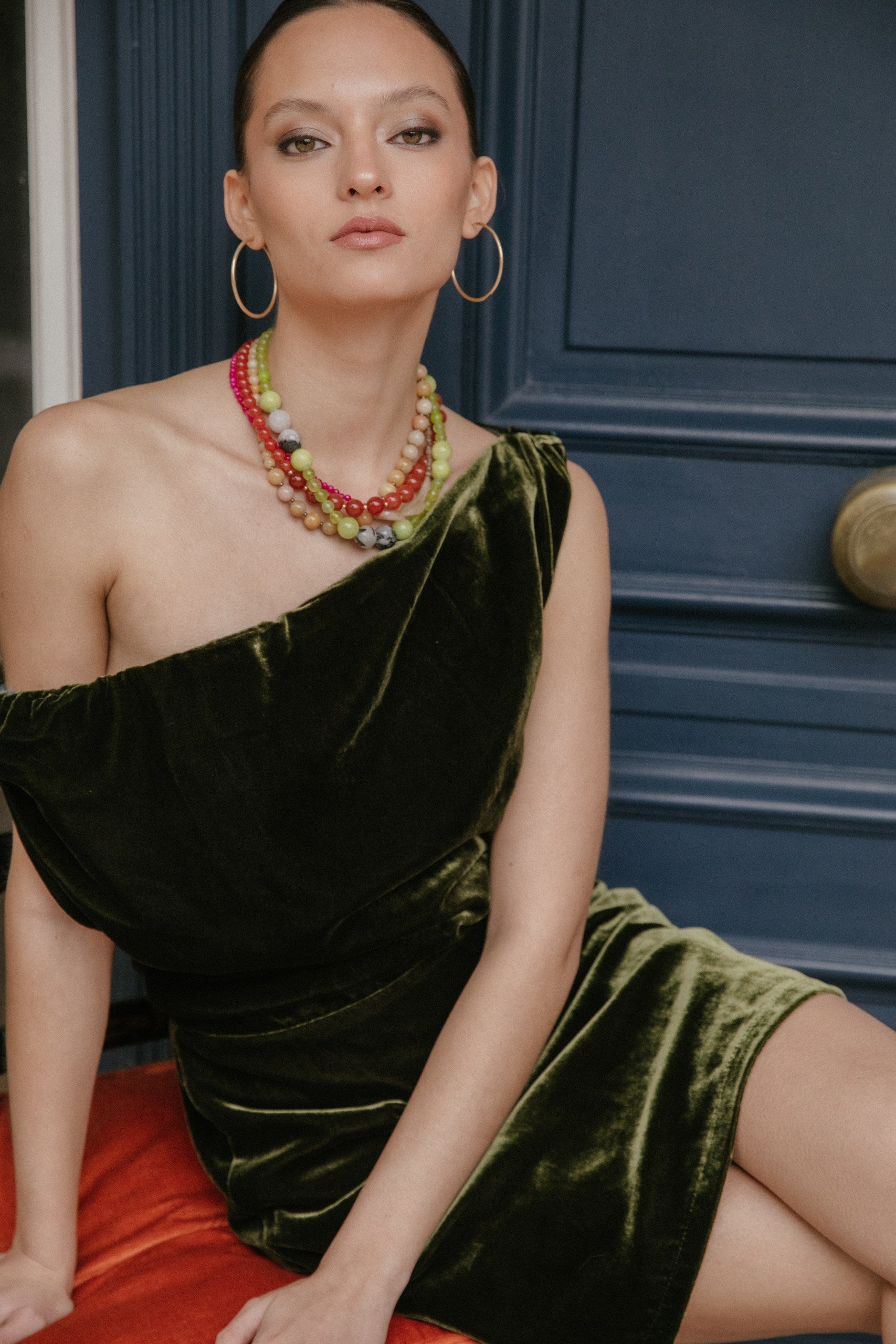 Mini Vestido Creta Velvet · Militar  · PREVENTA