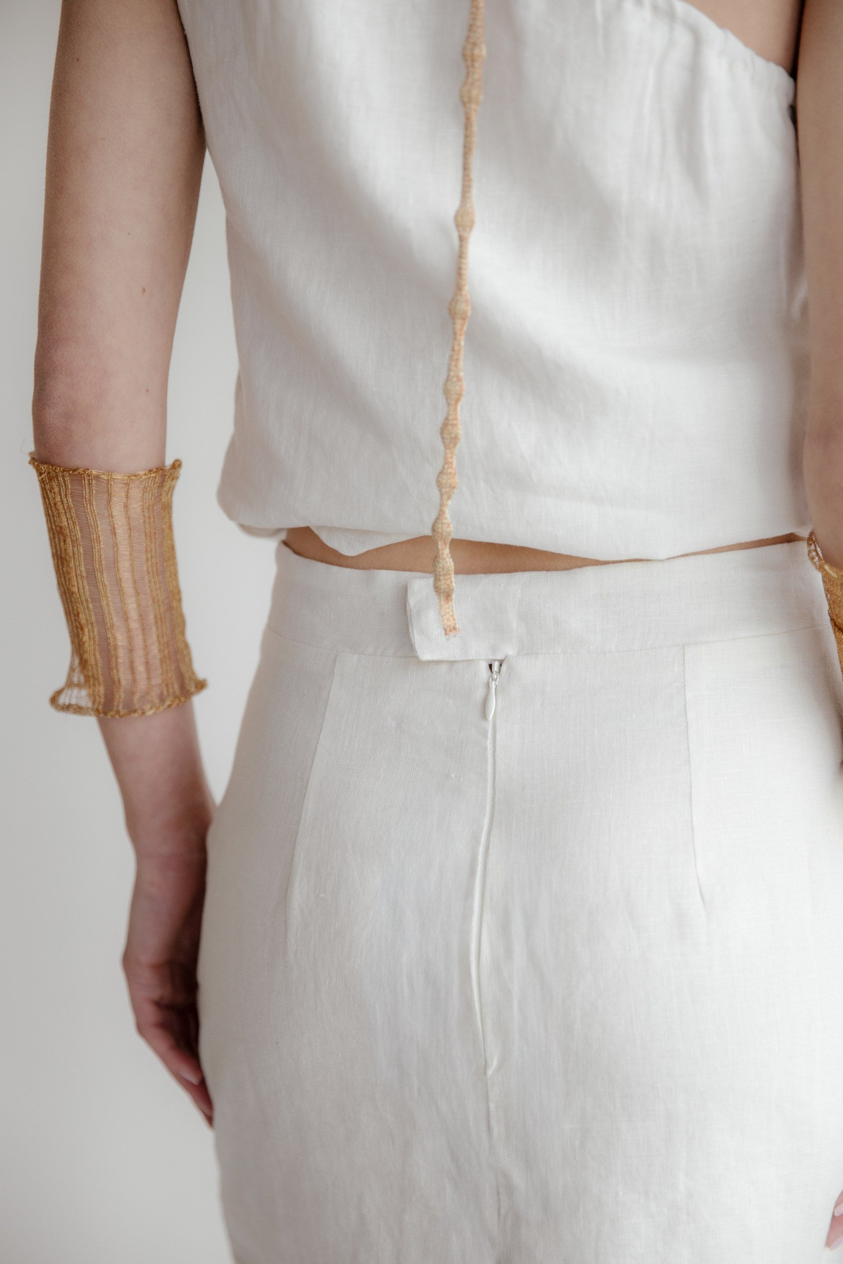 Falda Sitges  · Crudo