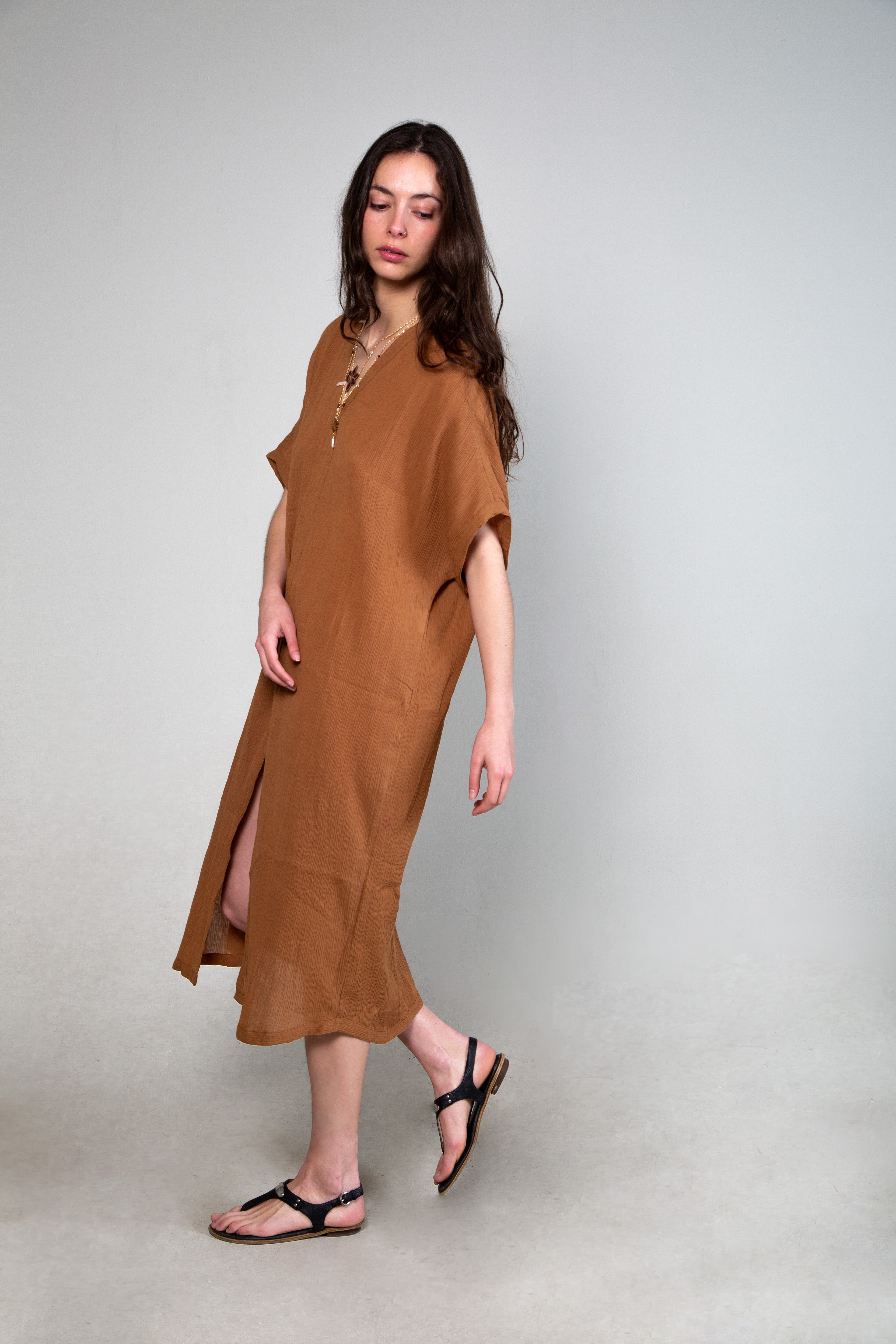 Vestido Uluru  · Toffee